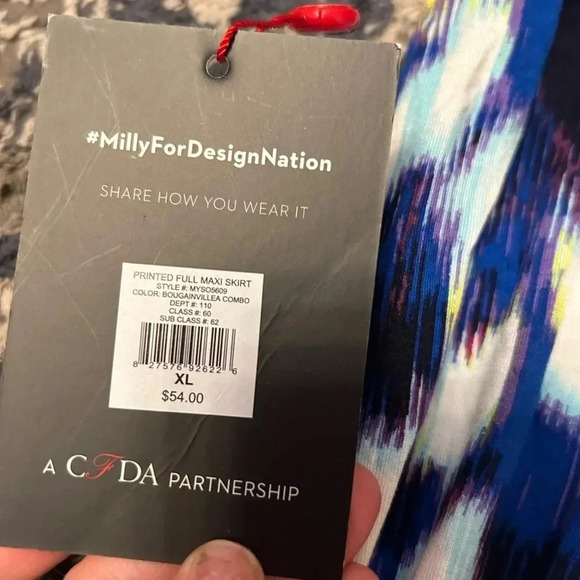 Milly Skirt - Picture 3 of 6